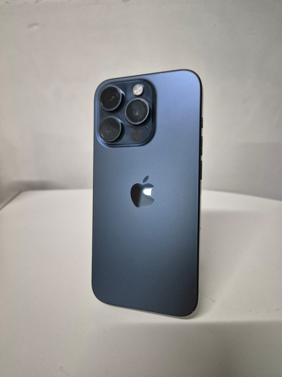 IPhone 15 Pro 128Gb batería 91% Azul Usado (IMPECABLE)