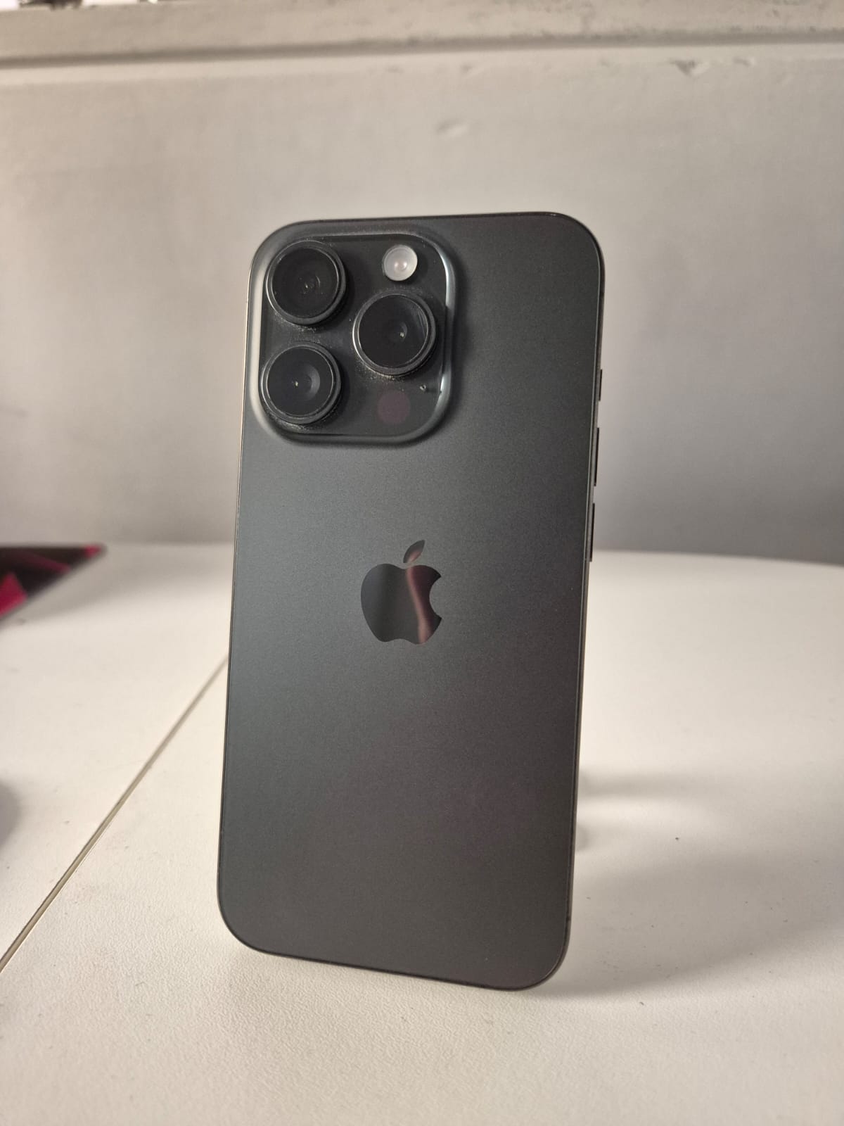 IPHONE 15 PRO 128GB BATERIA 92% NEGRO (IMPECABLE)